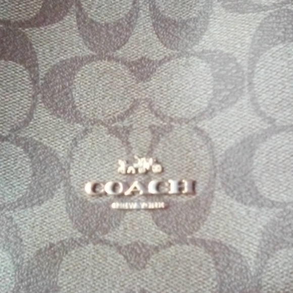 Leather Coach backpack - Picture 2 of 4